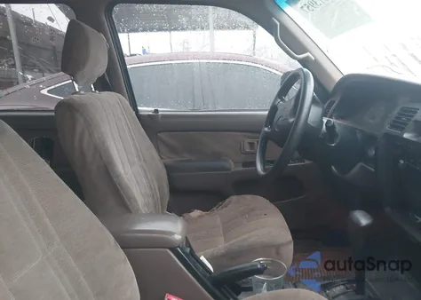 1999 Toyota 4Runner from USA, damaged, VIN JT3GM84R7X0050449